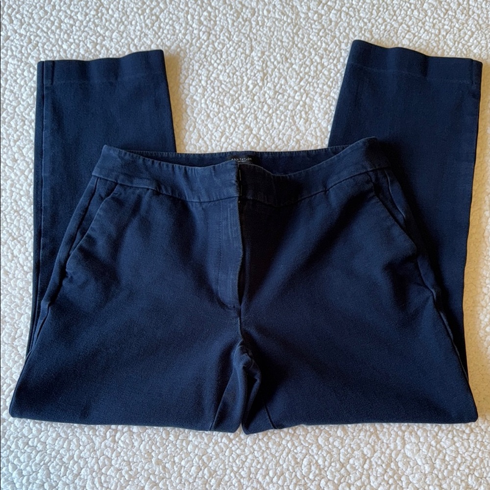 Ann Taylor Factory Ankle Pant. Size 6